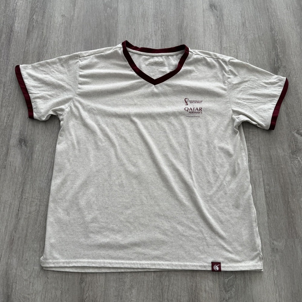 FIFA World Cup Qatar 2022 Short Sleeve T-Shirt Size Large Soccer Heather Gray